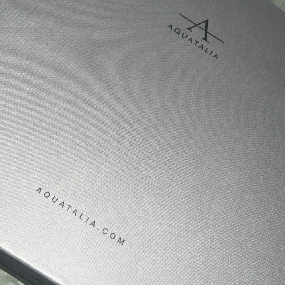 Aquatalia Brand new sandles ! So hot